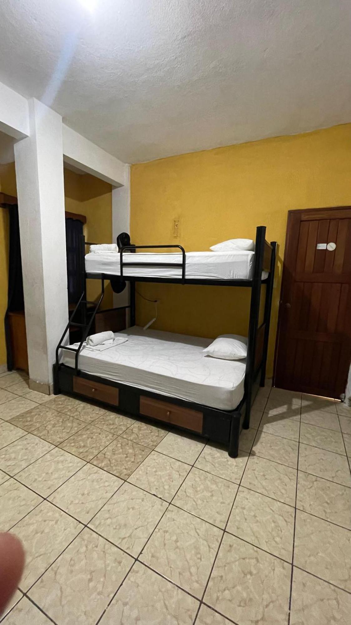 Natz Hotel Флорес Экстерьер фото
