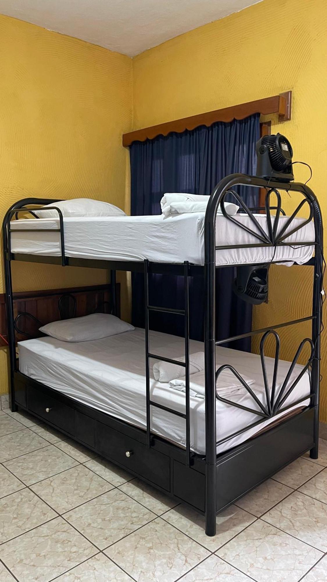 Natz Hotel Флорес Экстерьер фото